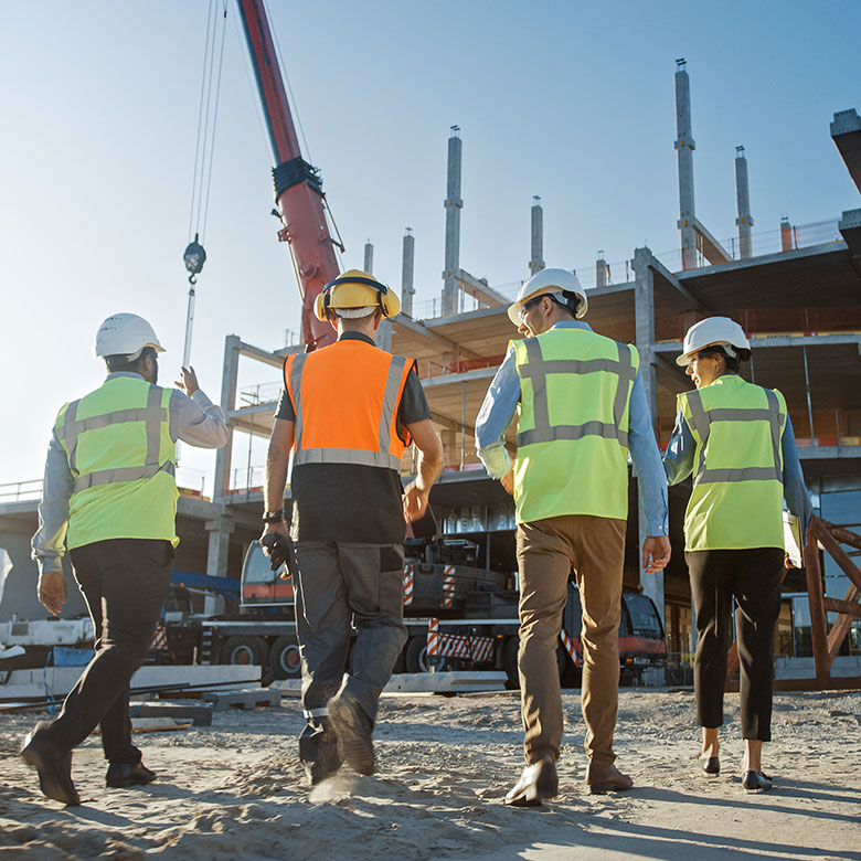 AAS Groupe est formée par 3 entités : AA Construction (entreprise de construction et de rénovation), AA Alu (entreprise de menuiserie), AA Terrassement (entreprise de terrassement)