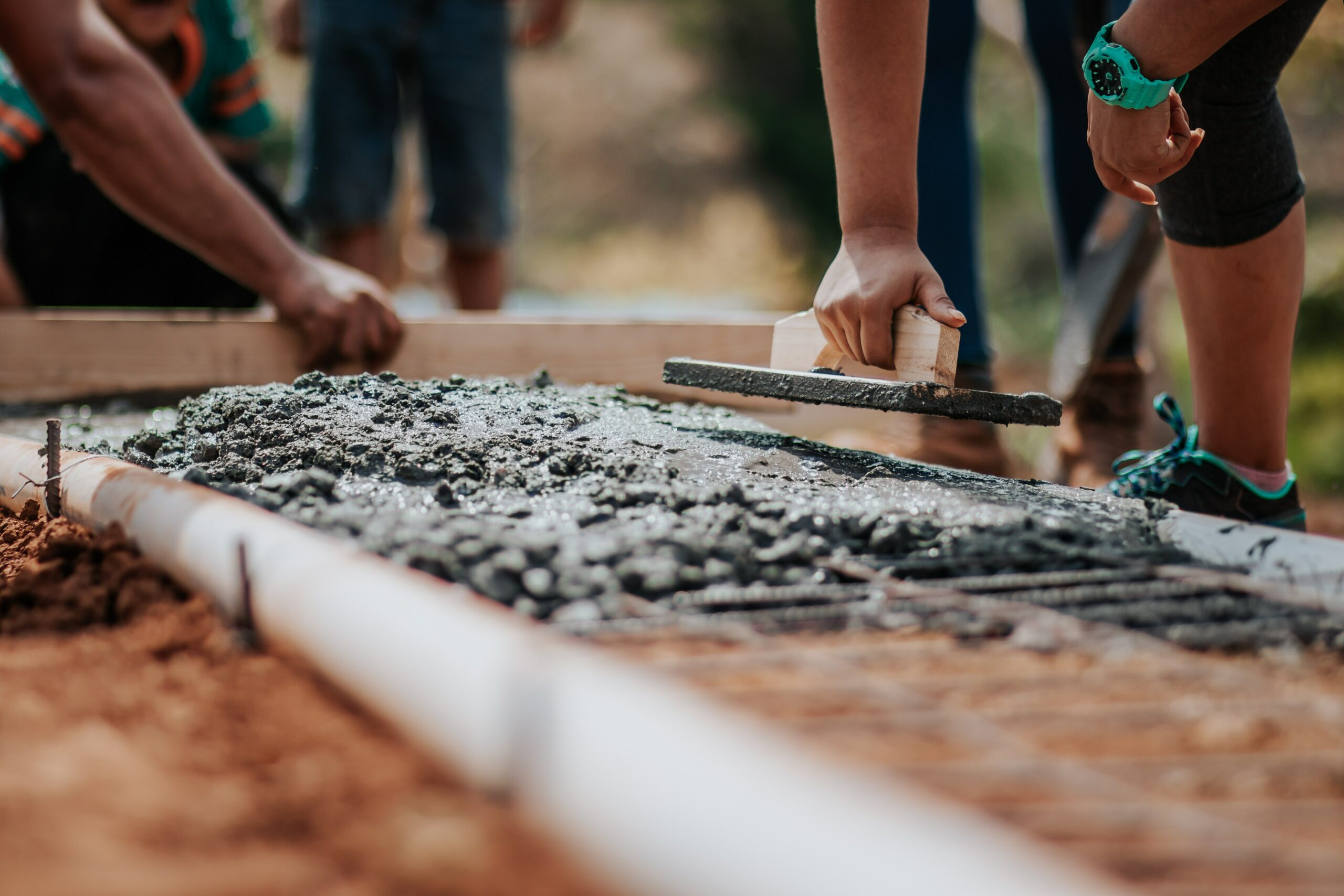 AA Construction, entreprise de construction et d'aménagement.